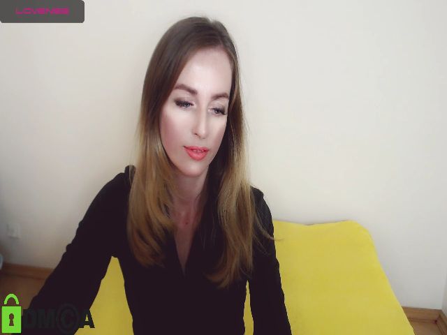Live sex webcam photo for VitaCraft_ #268954859