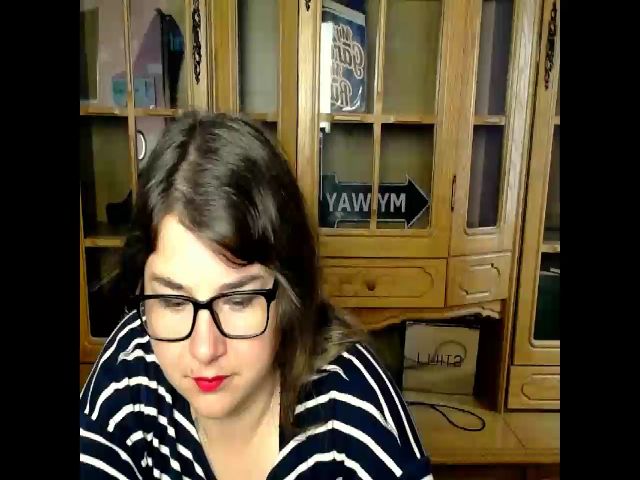 Live sex webcam photo for MonLais #268953107
