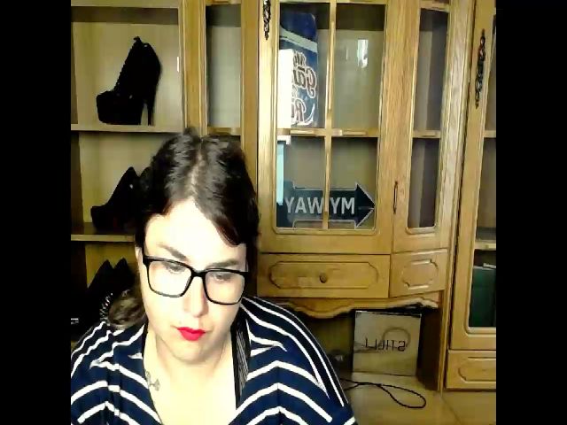 Live sex webcam photo for MonLais #268957092