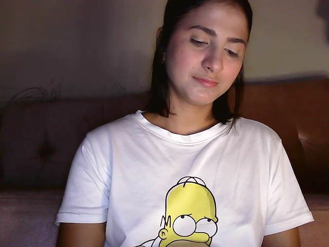 Live sex webcam photo for Sarita30 #268954513