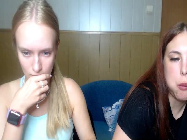 Live sex webcam photo for EmillyWillis #268956647