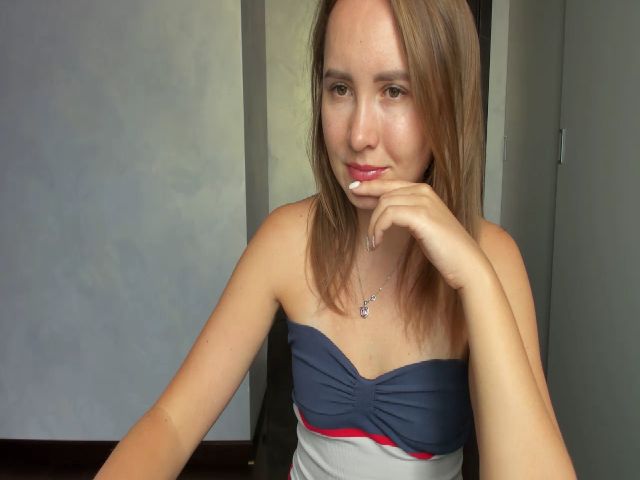 Live sex webcam photo for NikaJohnson2 #268953390