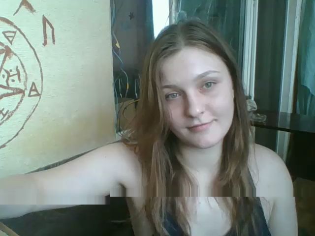 Live sex webcam photo for Marguerite_1_ #268958170