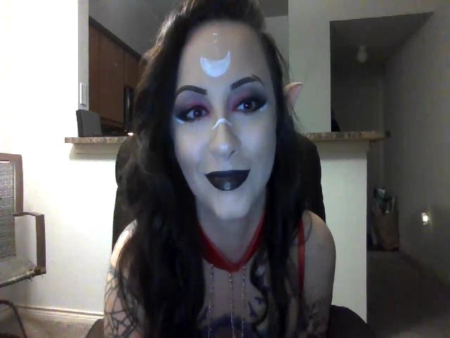 Live sex webcam photo for Chaosgoddess1 #268949199
