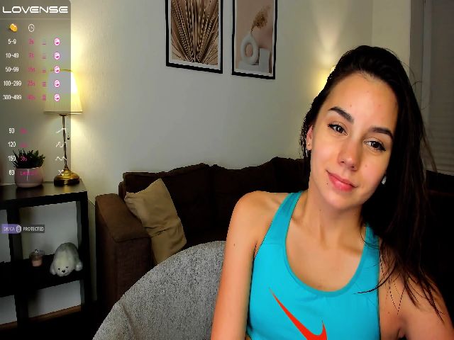 Live sex webcam photo for IntrigueeMe #268960166