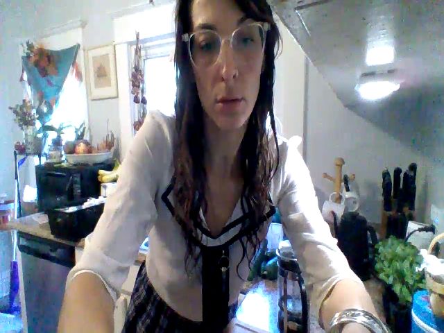 Live sex webcam photo for RumiBastet #268957131