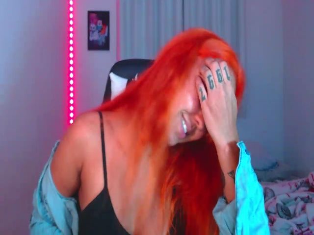 Live sex webcam photo for Redtiffany #268949394