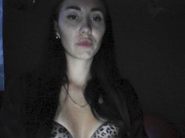 Live sex webcam photo for Sabrina6668 #268959447