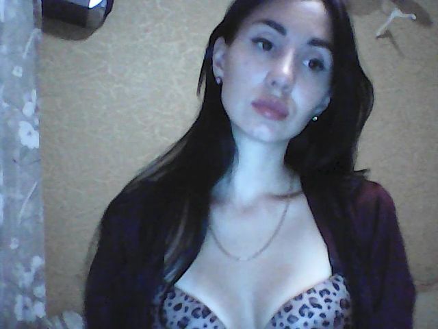 Live sex webcam photo for Sabrina6668 #268962516