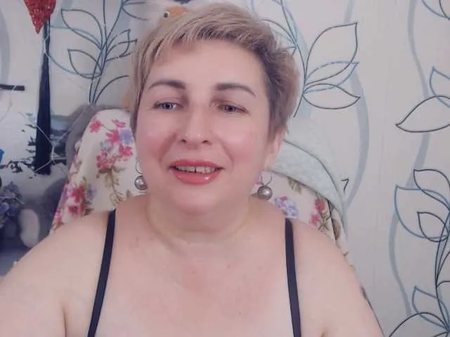 Live sex webcam photo for DepravedMadam #268972335