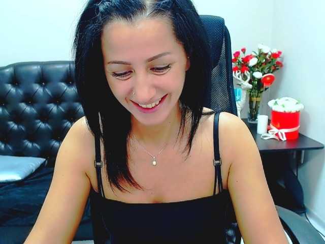 Live sex webcam photo for EruEru #268973211