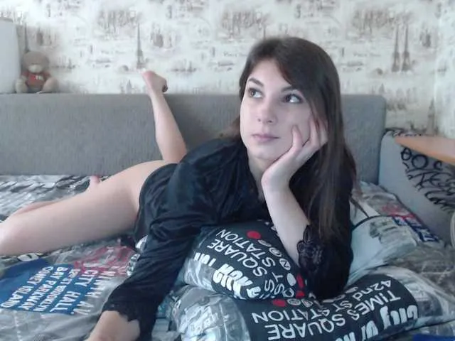 Live sex webcam photo for LunaRex #268982617