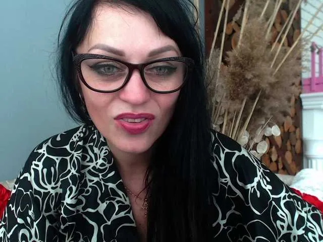 Live sex webcam photo for lisi4e4ka33 #268983423