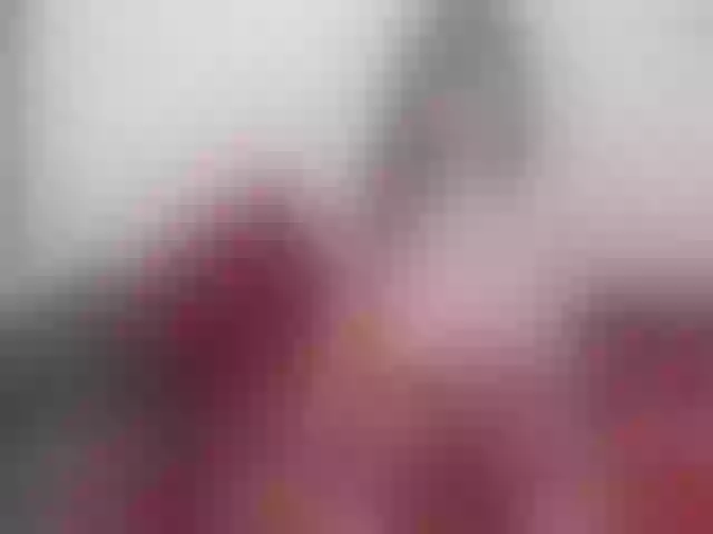 Live sex webcam photo for LolaCandy #268971956