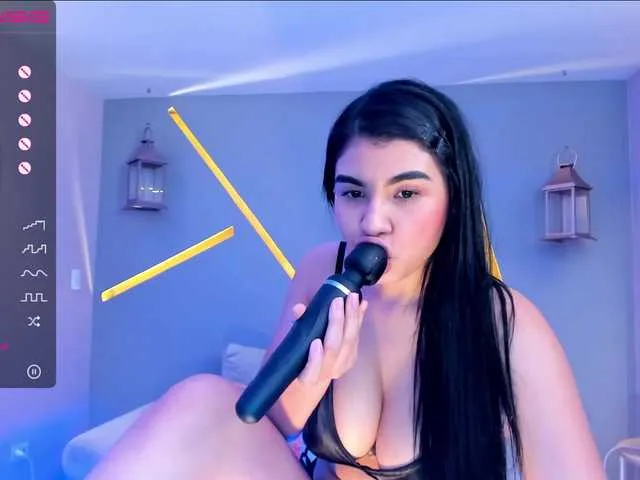 Live sex webcam photo for ChelseaMills #268972742