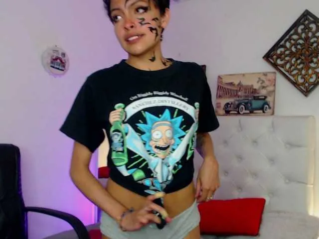 Live sex webcam photo for Pretty-black #268983321
