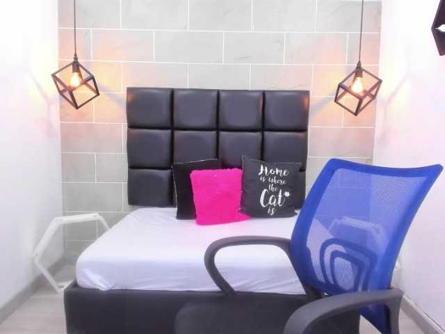 Live sex webcam photo for anamaria-rodr #268968161