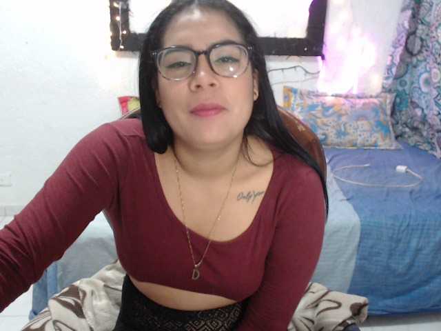 Live sex webcam photo for targeriandany #268967939