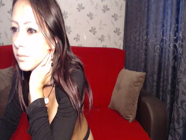 Live sex webcam photo for Maya19fun #268973458