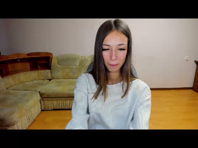 Live sex webcam photo for LucySlim #268979304