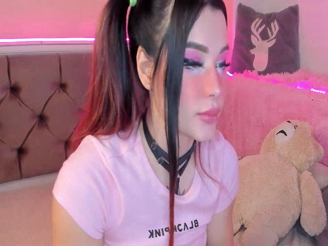 Live sex webcam photo for Sweetbuttya #268973500