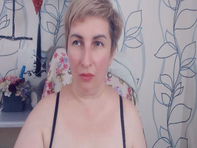Live sex webcam photo for DepravedMadam #268971642