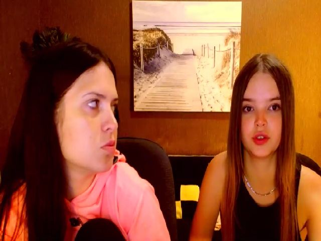 Live sex webcam photo for Antonia_W_ #268974062