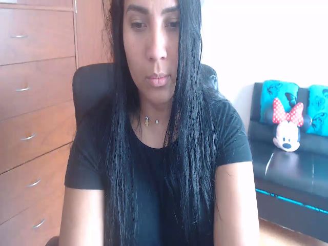 Live sex webcam photo for Gaby_blue #268984188