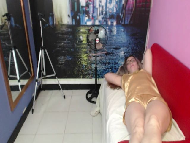 Live sex webcam photo for Jenifer_b #268980404