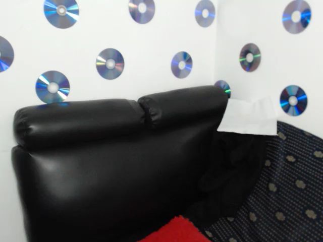 Live sex webcam photo for Xherry_wet #268971225