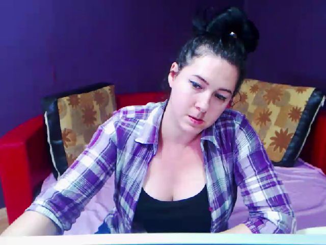 Live sex webcam photo for SlaveMeRubyX #268975148