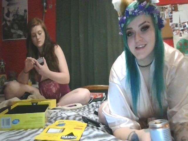 Live sex webcam photo for FloraSky #268971835