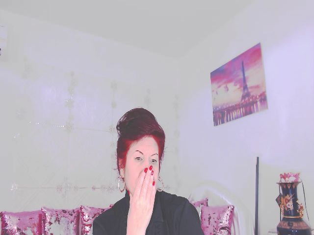 Live sex webcam photo for Deluxek #268975459