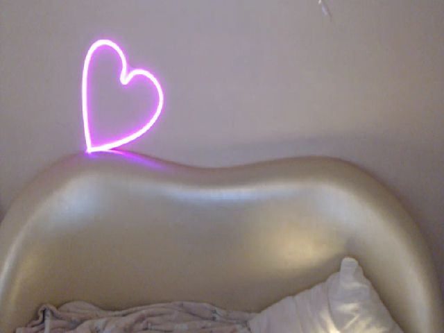 Live sex webcam photo for BennyJi #268974065