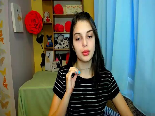 Live sex webcam photo for Margo_Bim_ #268971562