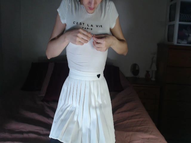 Live sex webcam photo for Ninimoon #268973925