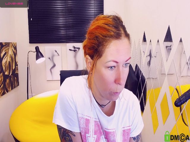 Live sex webcam photo for MarvelousLilu #268975507