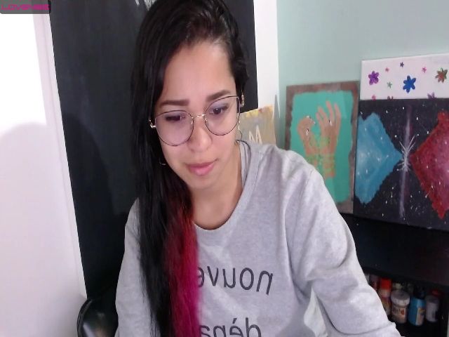 Live sex webcam photo for Gina_reid #268976113