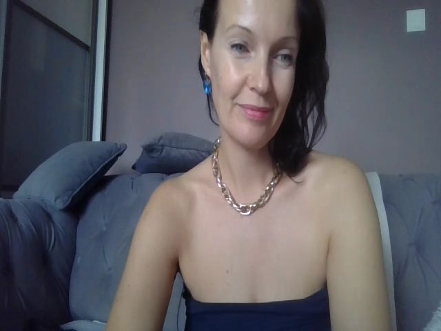 Live sex webcam photo for ParisNoir #268979665