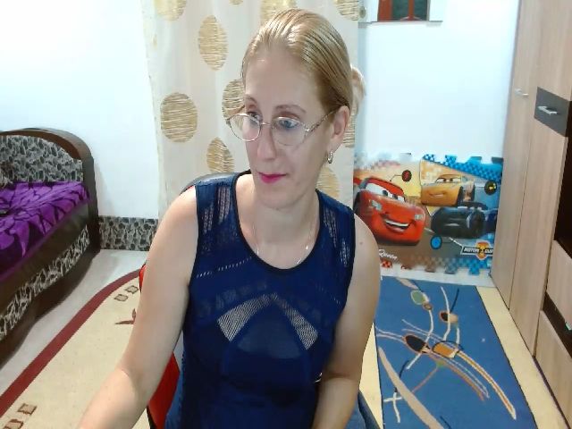 Live sex webcam photo for Sweet_love0 #268978406