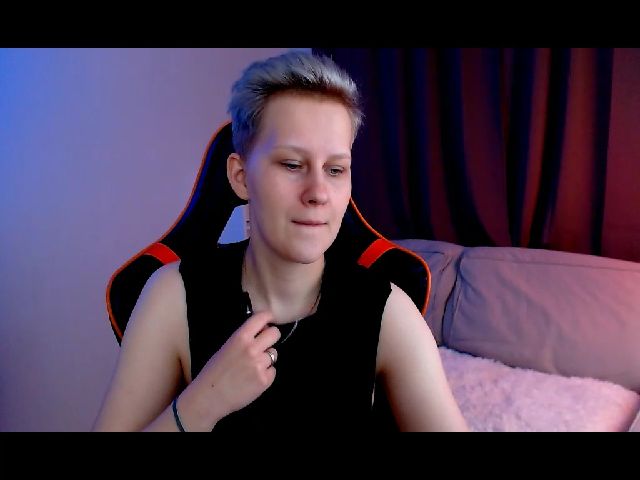 Live sex webcam photo for Oh_daisy #268986815