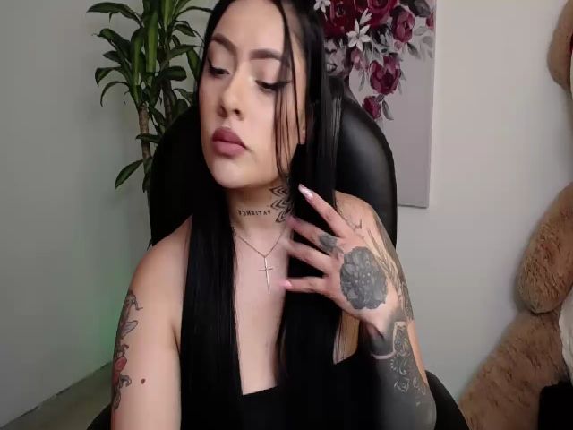 Live sex webcam photo for Vero_silva #268984992