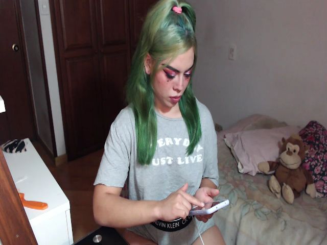 Live sex webcam photo for Biiigbooty_ #268971301