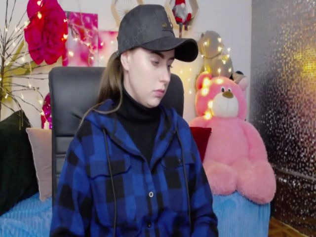 Live sex webcam photo for Corey_Allen #268975451