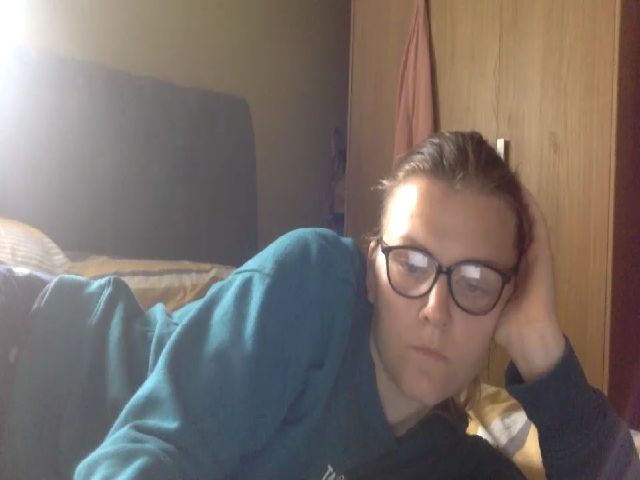 Live sex webcam photo for SexyHotSlut3 #268976812