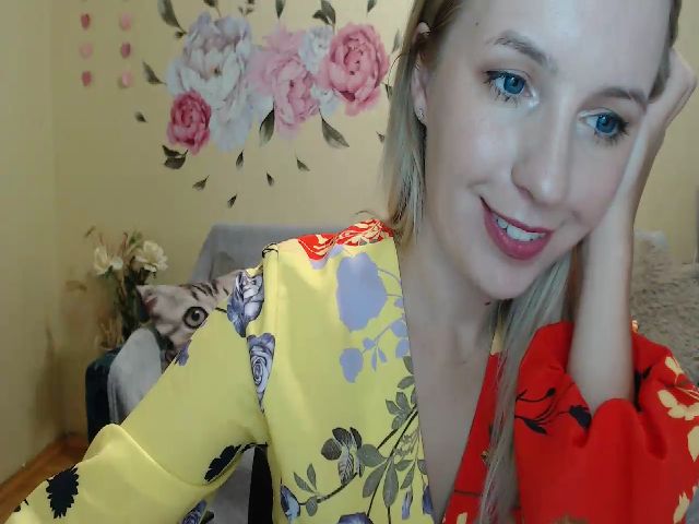 Live sex webcam photo for Amy_CuteBambi #268979019