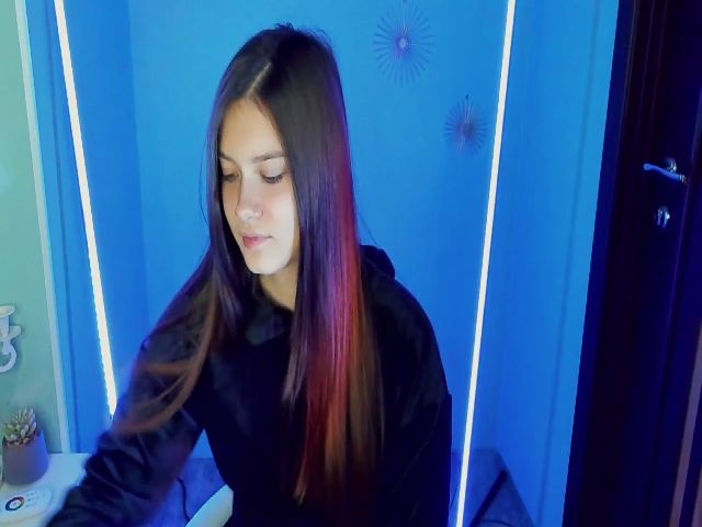 Live sex webcam photo for ReginaVin #268973800