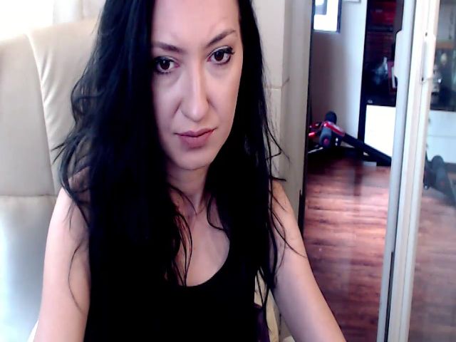 Live sex webcam photo for MistressNadia #268973611