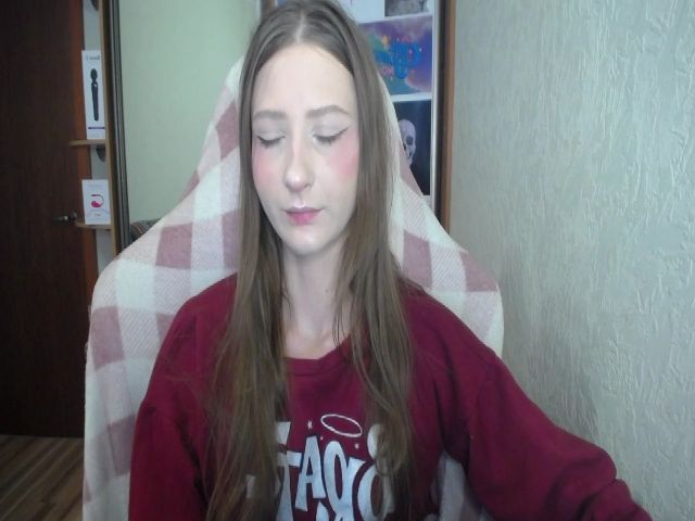 Live sex webcam photo for M00T4B0R #268972655