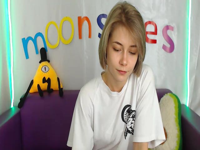 Live sex webcam photo for Lil_Beep #268969716